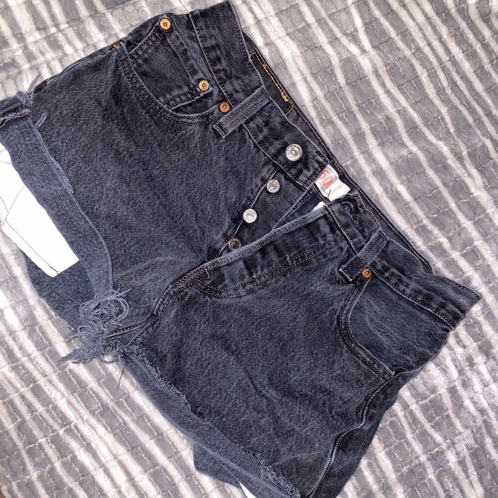 levi’s - Picture 2 of 4